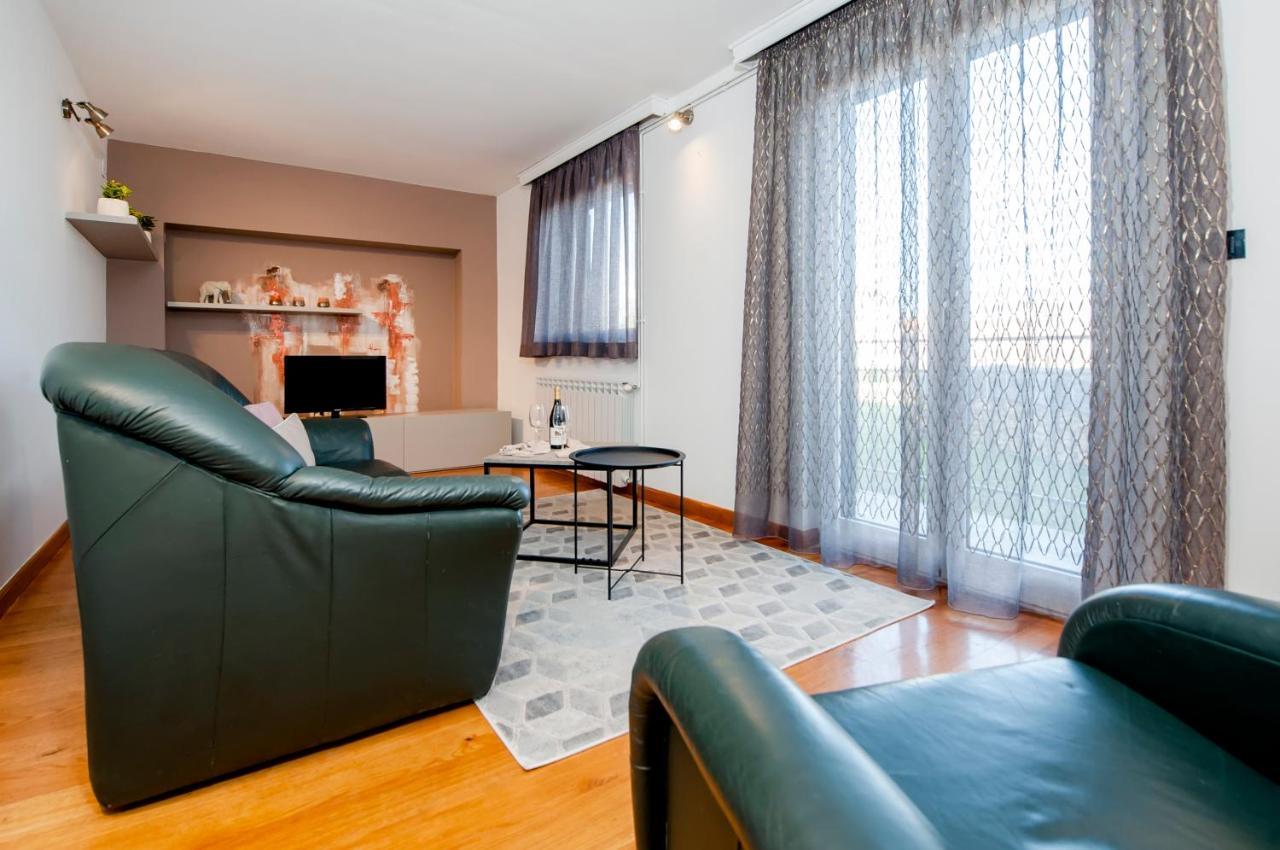 Cerin Apartment روفينج المظهر الخارجي الصورة